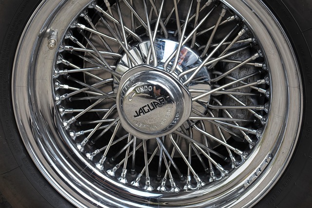 Auto Felge vor der Verchromung